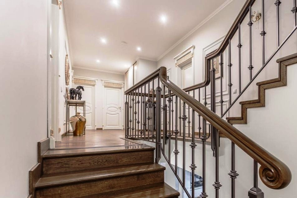 Тайм-1: дом площадью 800 кв.м на участке 25 сот. | ID 32006