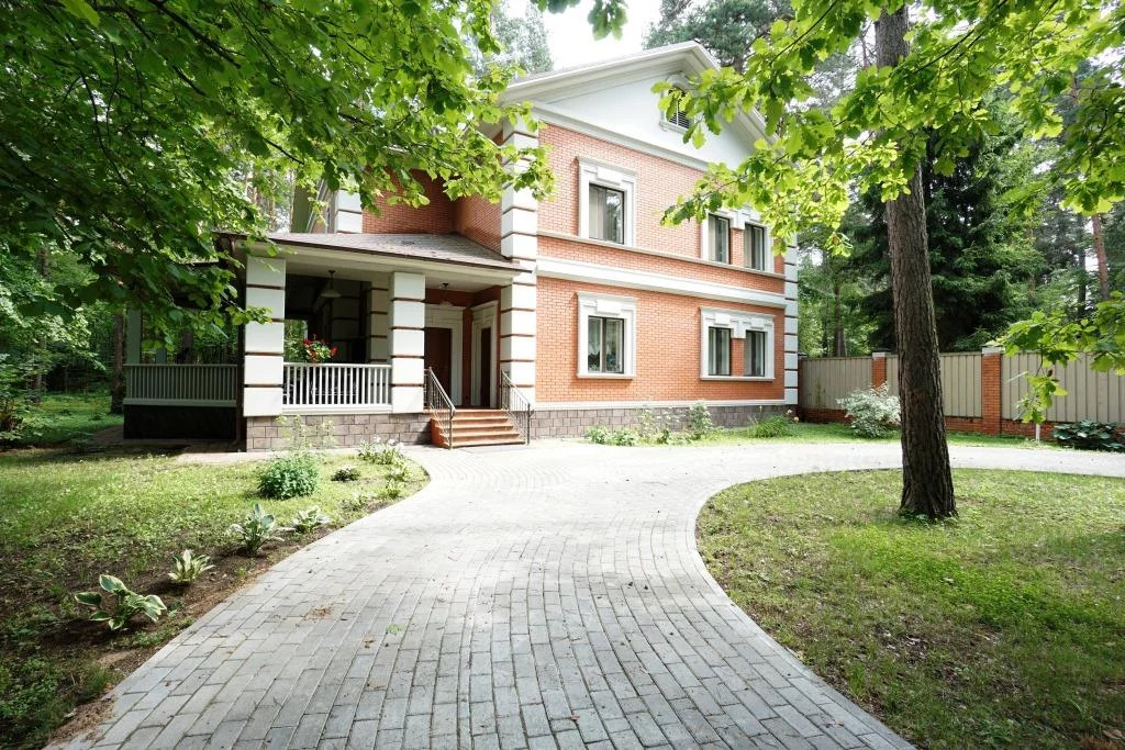 Красная Поляна : дом площадью 380 кв.м на участке 35 сот. | ID 27736