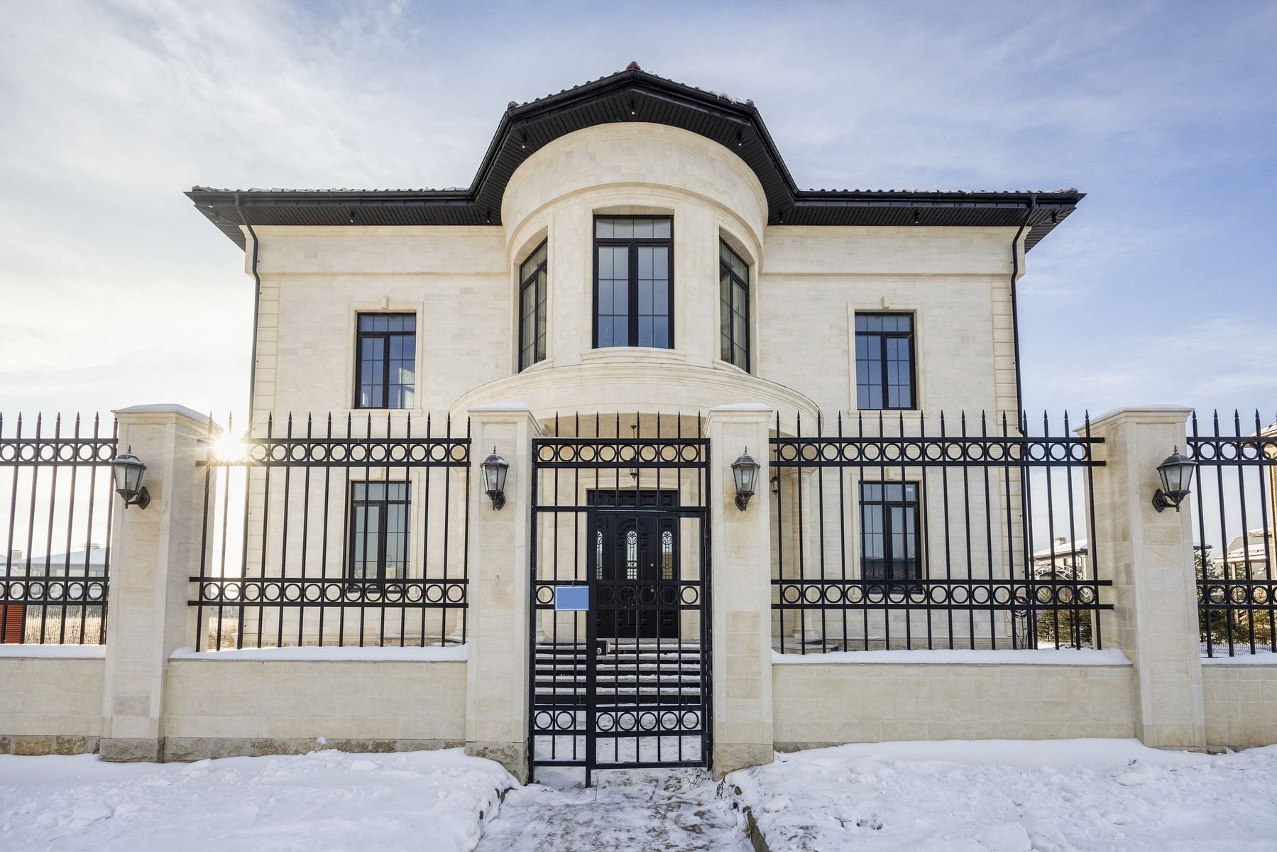 Новорижский: дом площадью 900 кв.м на участке 15 сот. | ID 32723