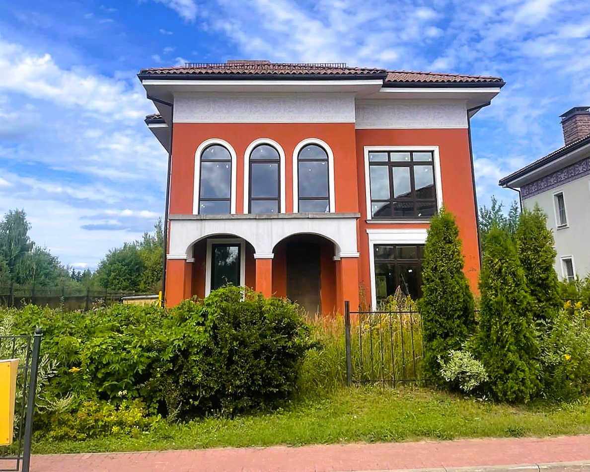 Новорижское шоссе: Цены на дома и земельные участки в элитных поселках 