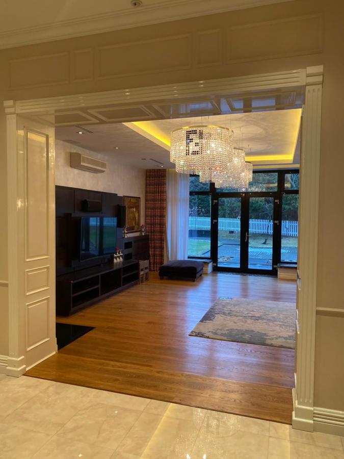 Резиденции Бенилюкс: дом площадью 400 кв.м на участке 22 сот. | ID 33207