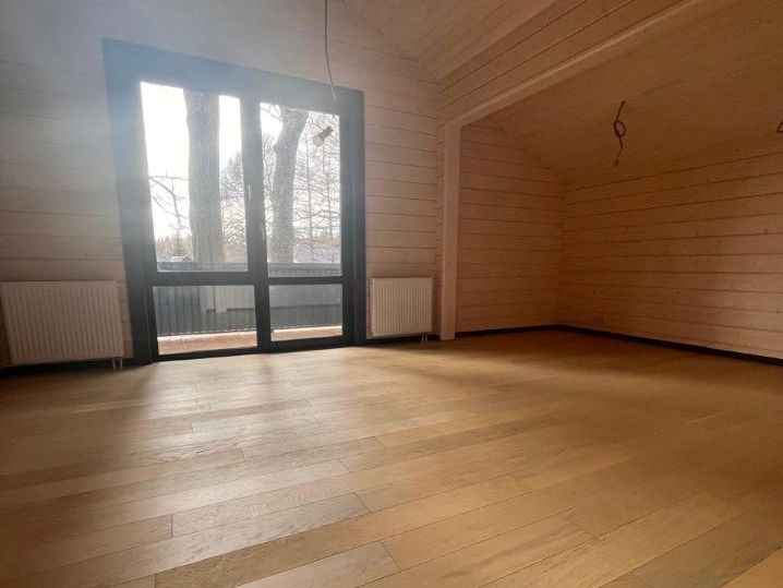 Липки: деревянный дом площадью 230 кв.м на участке 12.5 сот. | ID 33737