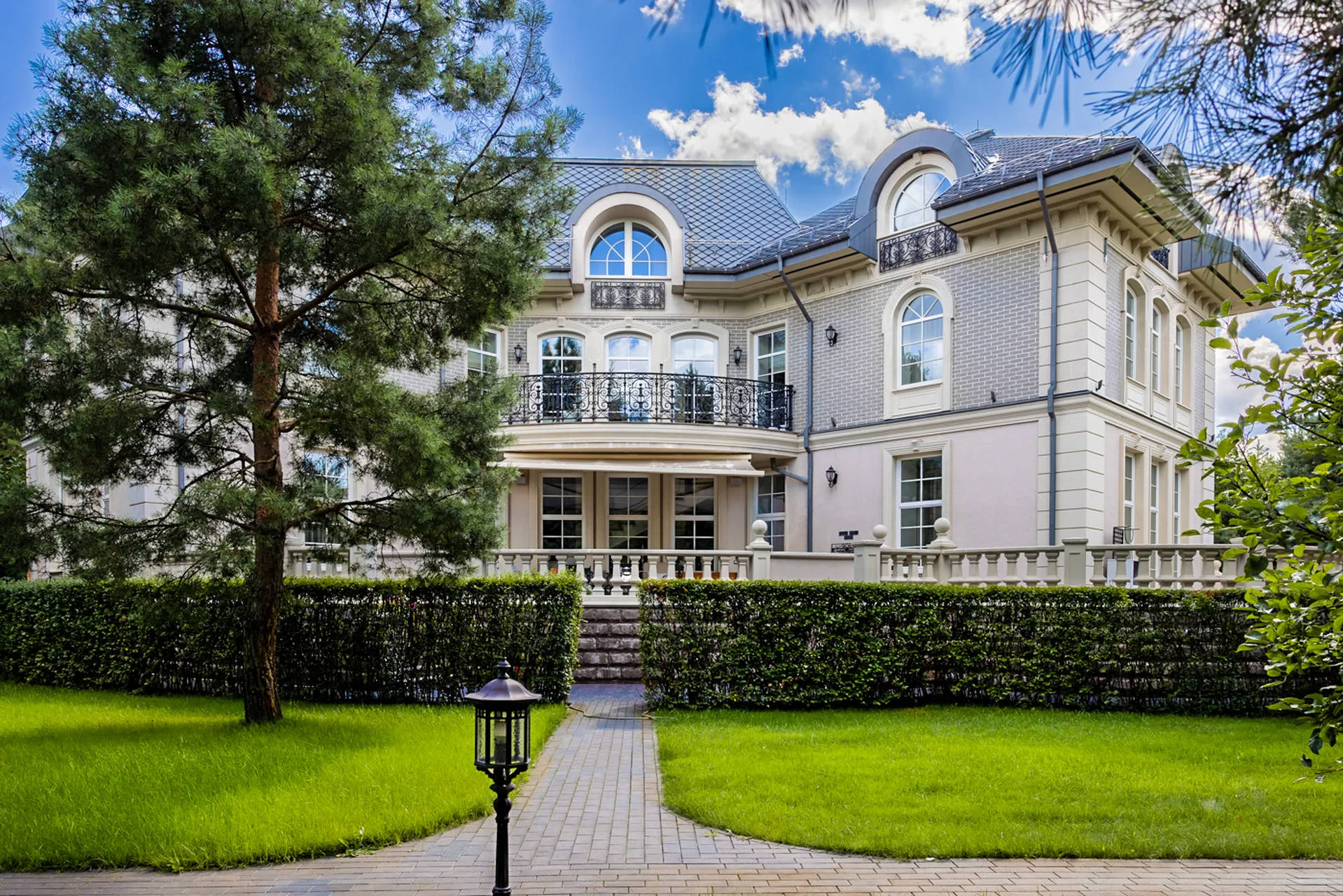 Жуковка 21 (век): дом площадью 1250 кв.м на участке 50 сот. | ID 33739