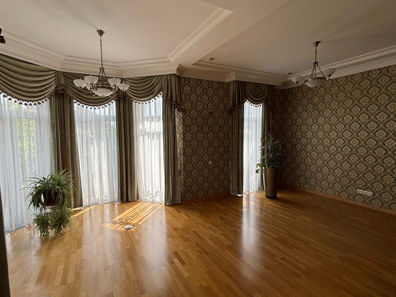 Русская Деревня: дом площадью 582 кв.м на участке 23.5 сот. | ID 33756