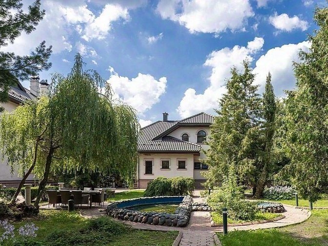 Шульгино: дом площадью 1100 кв.м на участке 30 сот. | ID 33773