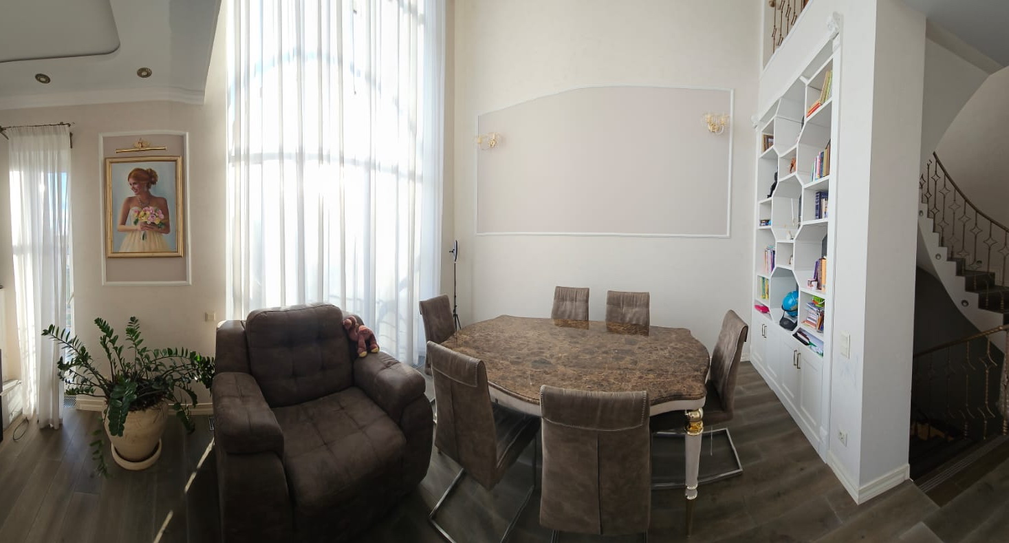 Довиль: дуплекс площадью 216 кв.м на участке 4.97 сот. | ID 33777