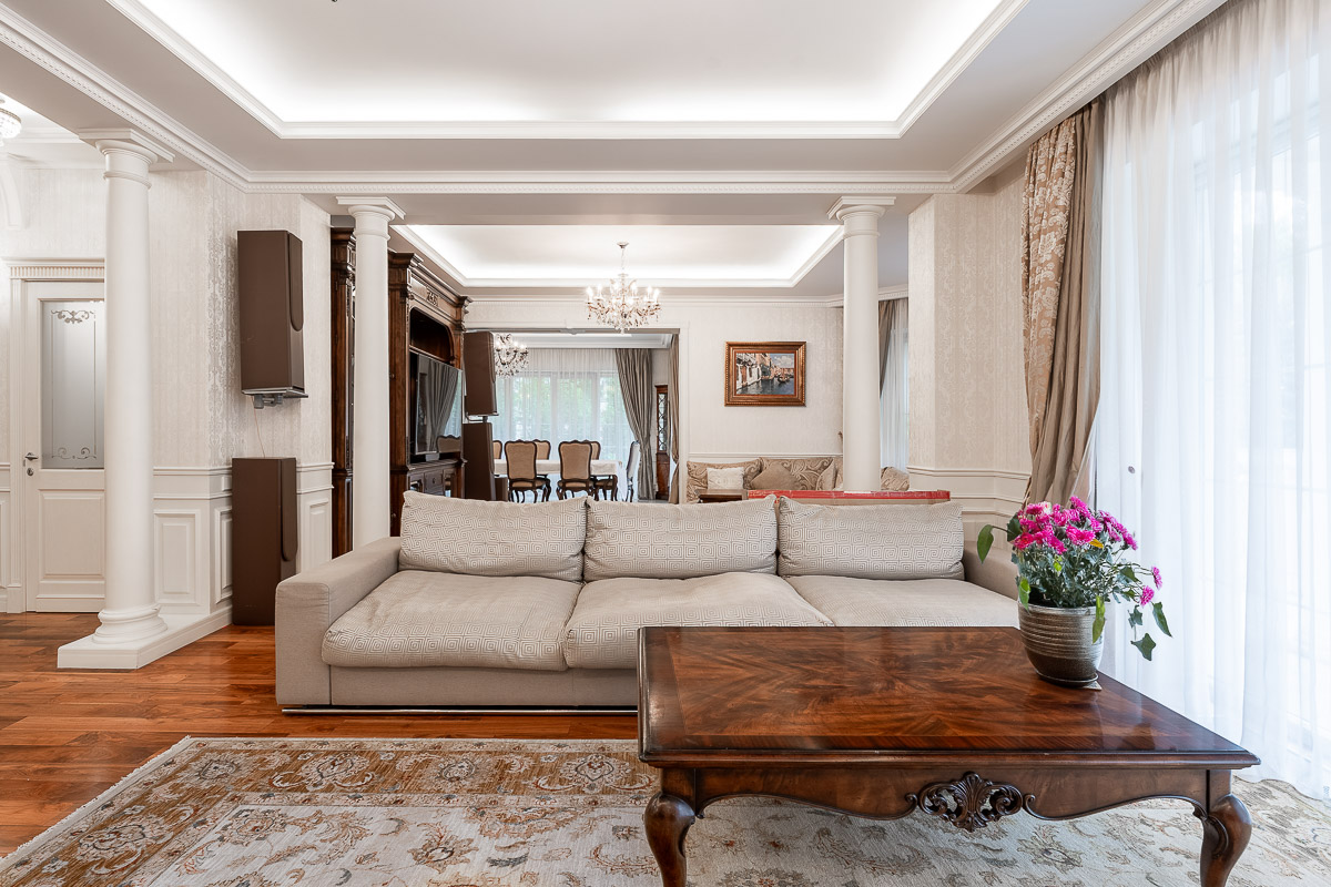 Резиденции Бенилюкс: дом площадью 550 кв.м на участке 21 сот. | ID 33785