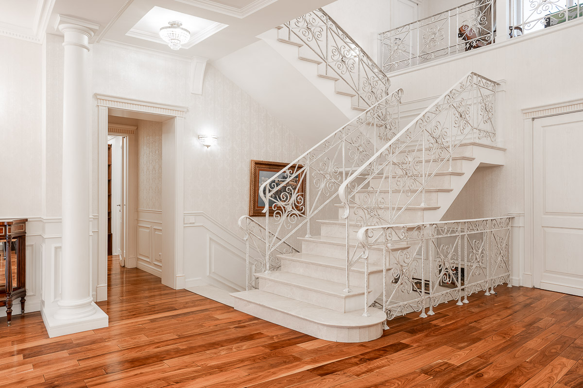 Резиденции Бенилюкс: дом площадью 550 кв.м на участке 21 сот. | ID 33785