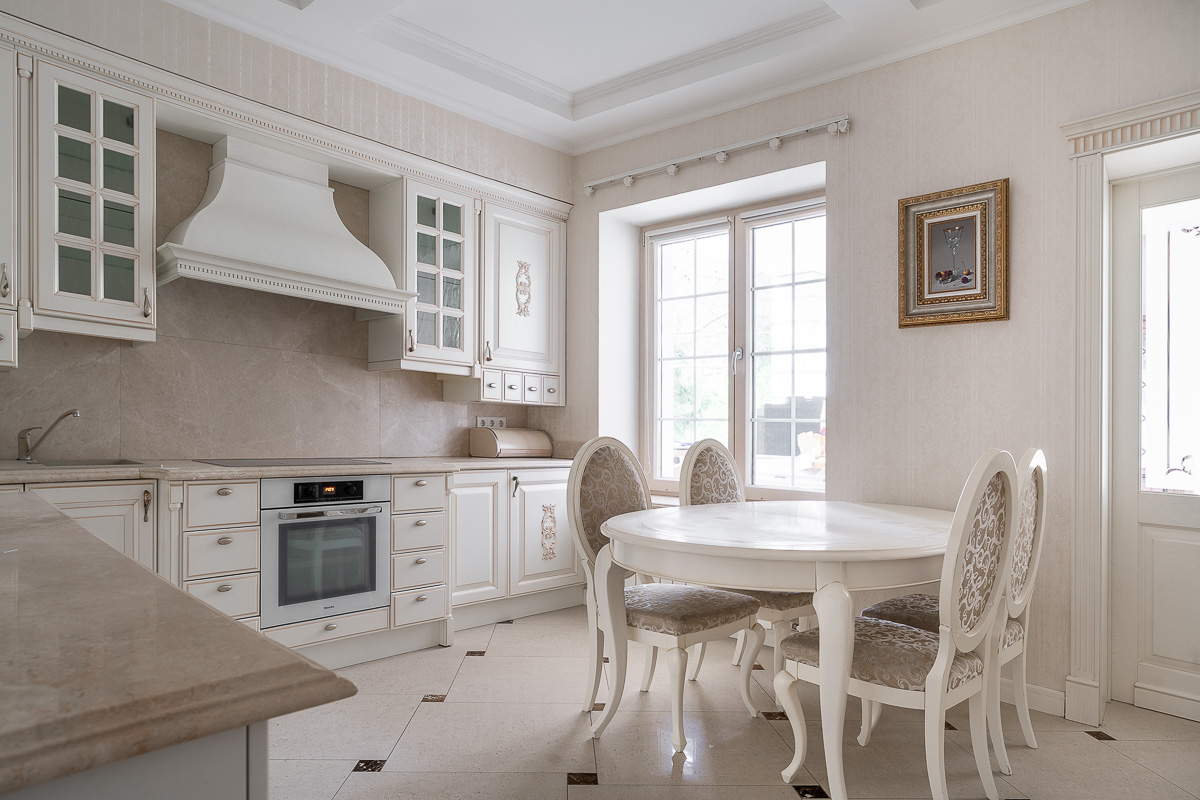 Резиденции Бенилюкс: дом площадью 550 кв.м на участке 21 сот. | ID 33785