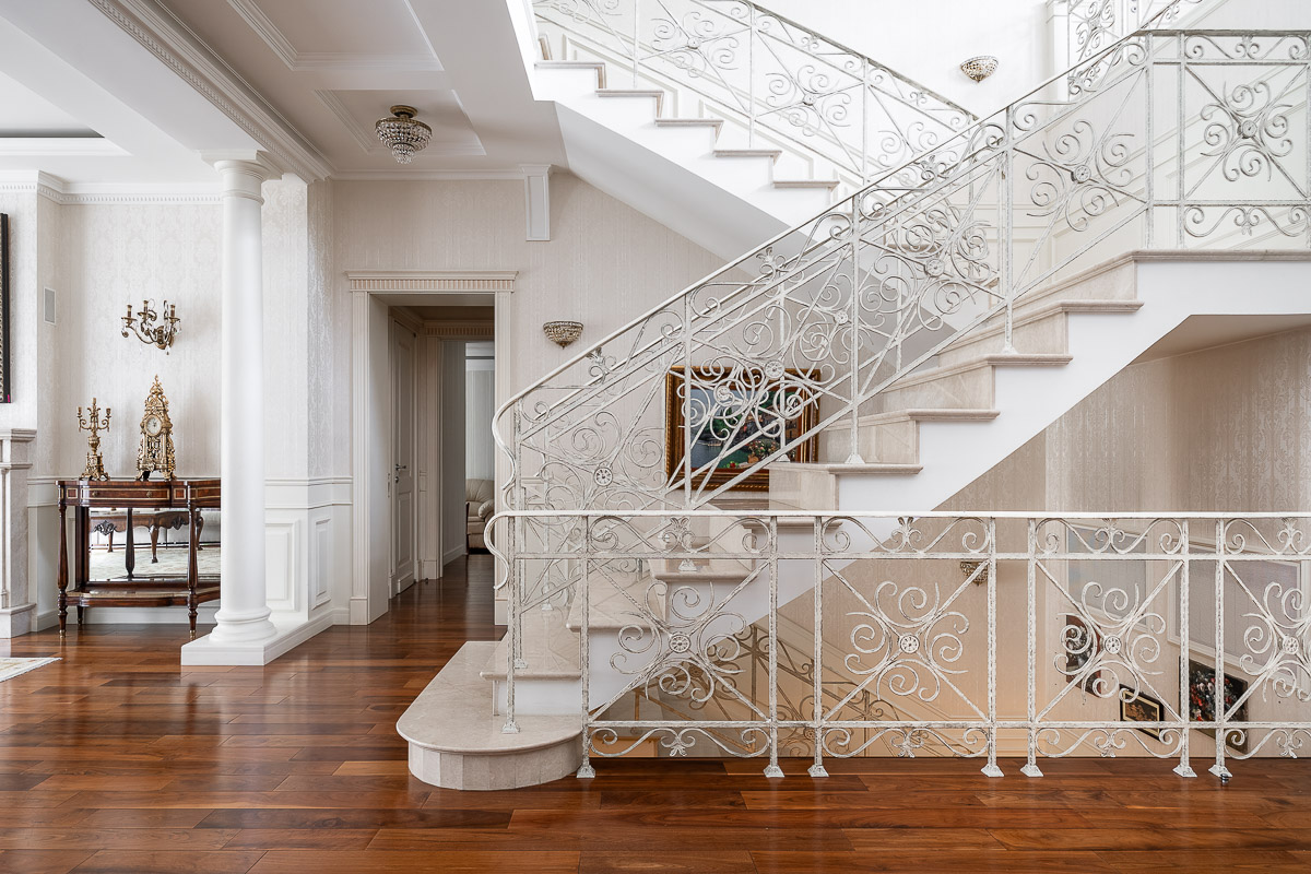 Резиденции Бенилюкс: дом площадью 550 кв.м на участке 21 сот. | ID 33785