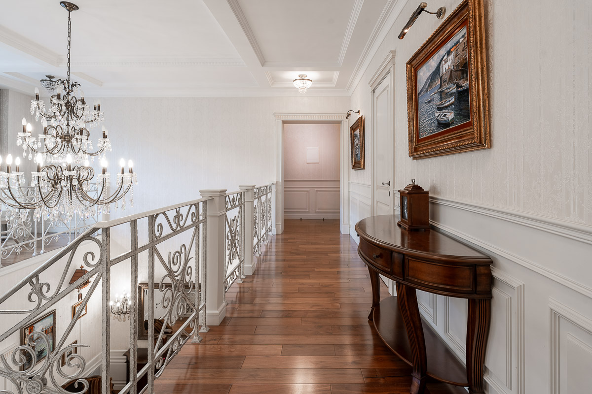 Резиденции Бенилюкс: дом площадью 550 кв.м на участке 21 сот. | ID 33785