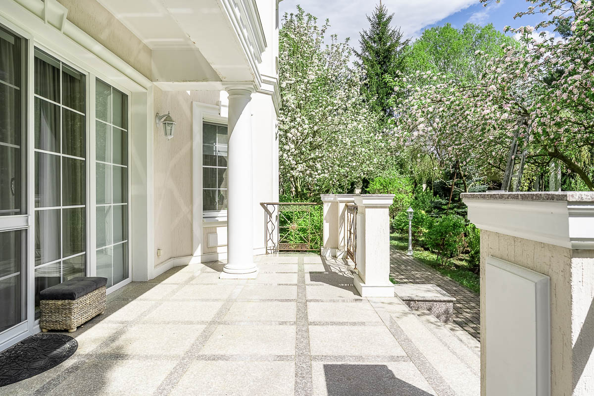 Резиденции Бенилюкс: дом площадью 550 кв.м на участке 21 сот. | ID 33785