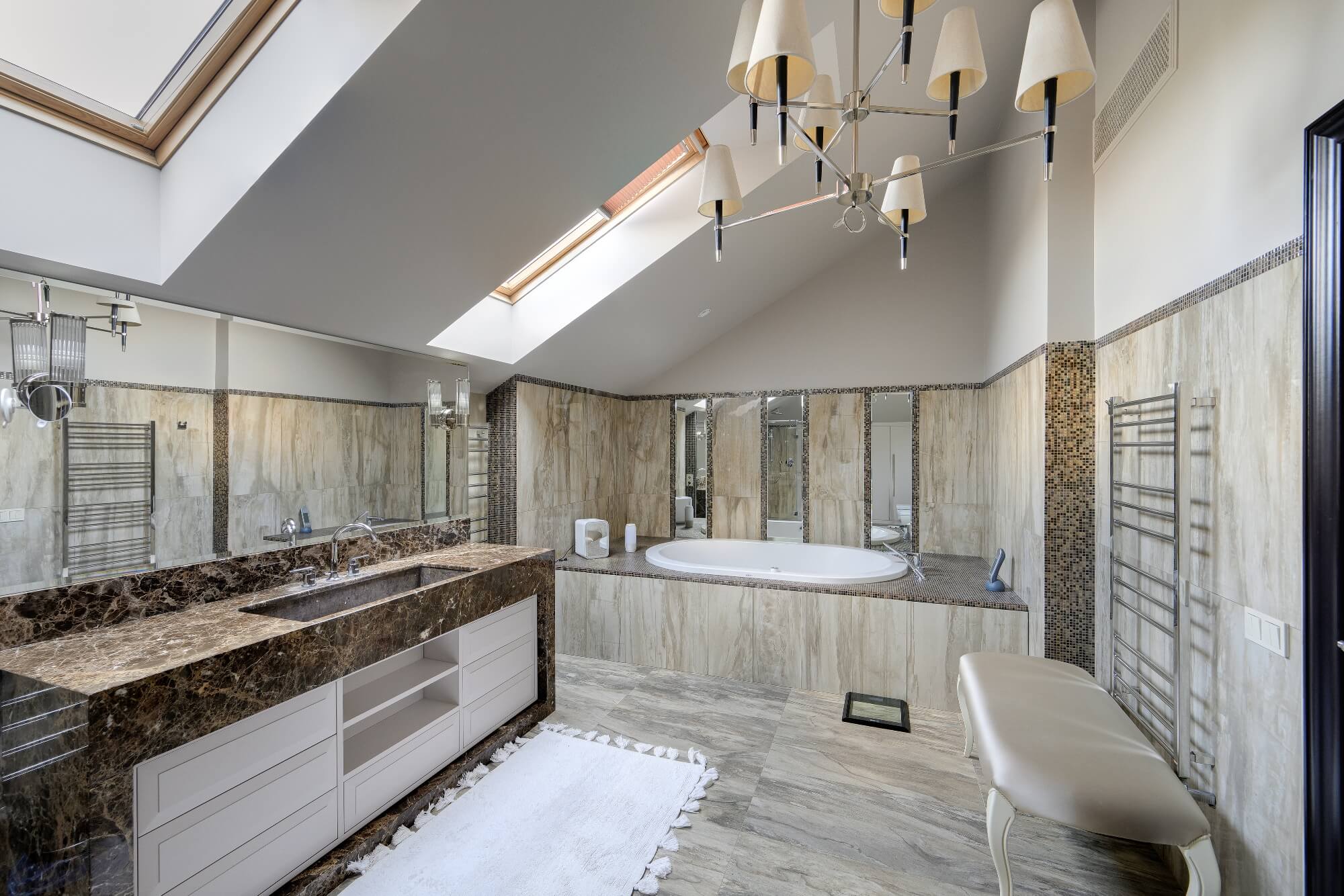 Павлово: дом площадью 1500 кв.м на участке 24 сот. | ID 33786