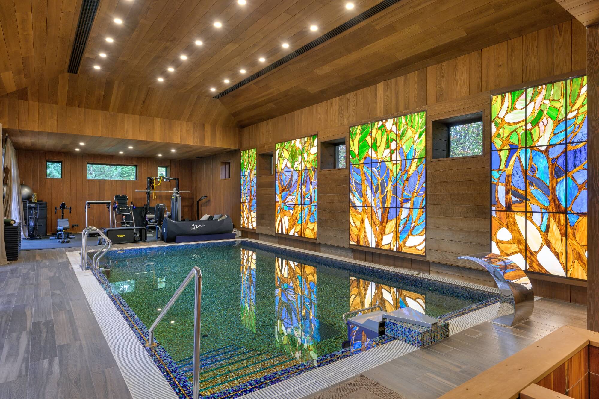 Павлово: дом площадью 1500 кв.м на участке 24 сот. | ID 33786