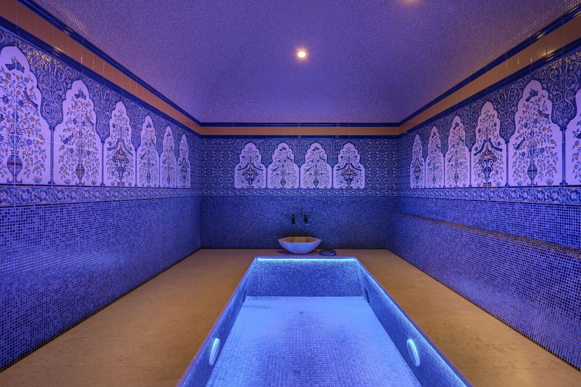 Павлово: дом площадью 1500 кв.м на участке 24 сот. | ID 33786