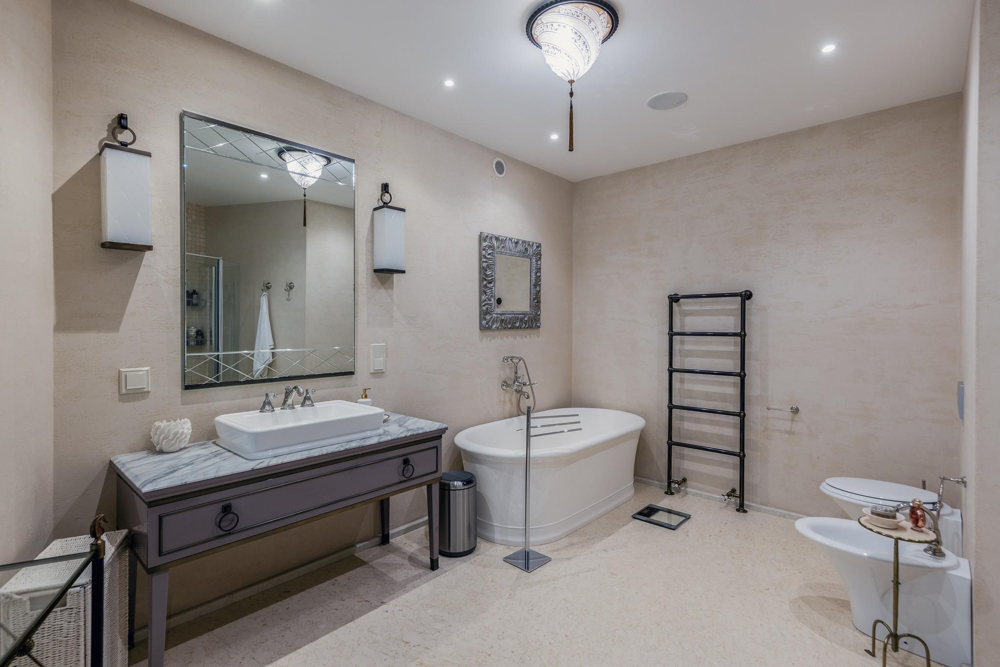 Изумрудный Век: дом площадью 1100 кв.м на участке 30 сот. | ID 33791