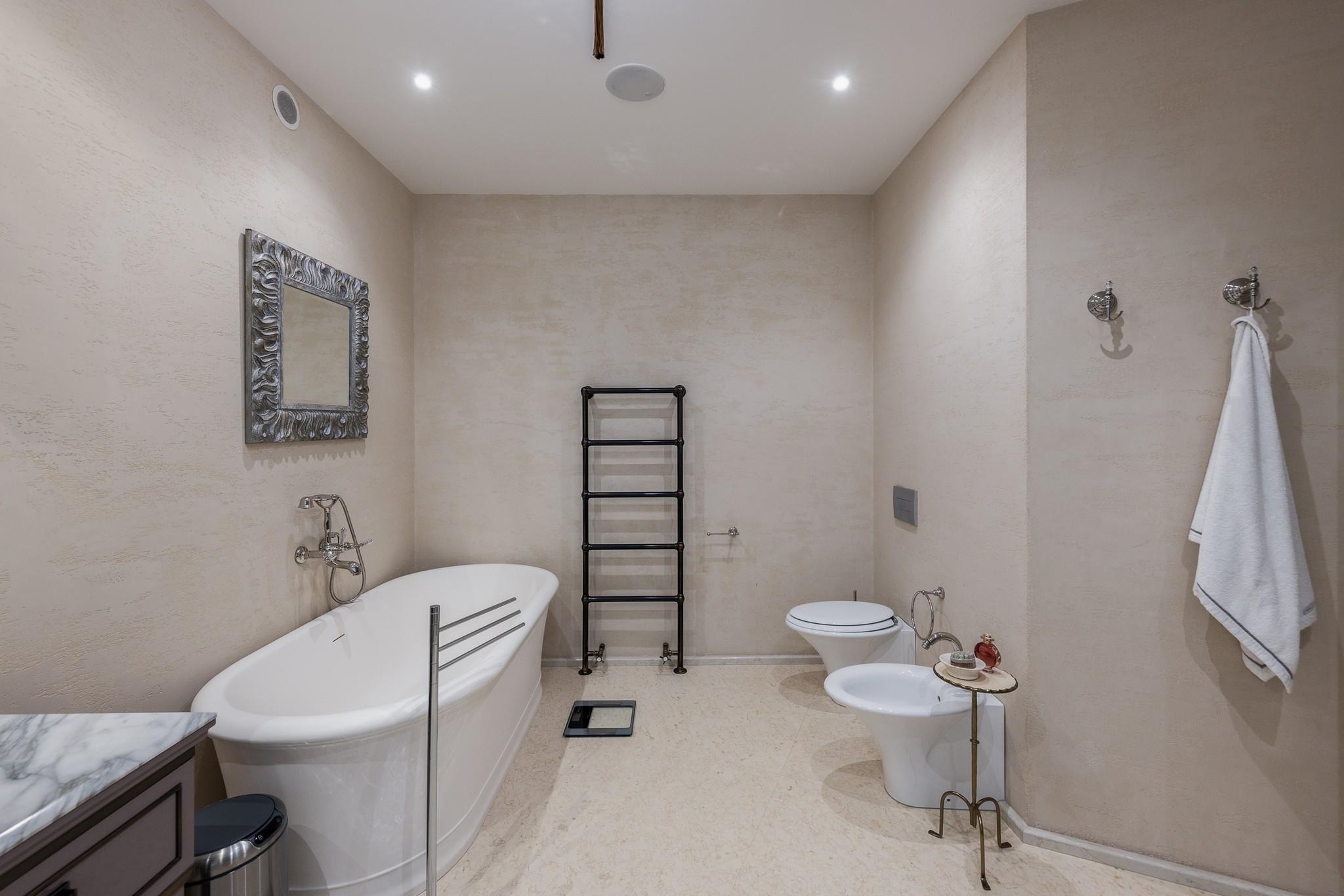 Изумрудный Век: дом площадью 1100 кв.м на участке 30 сот. | ID 33791