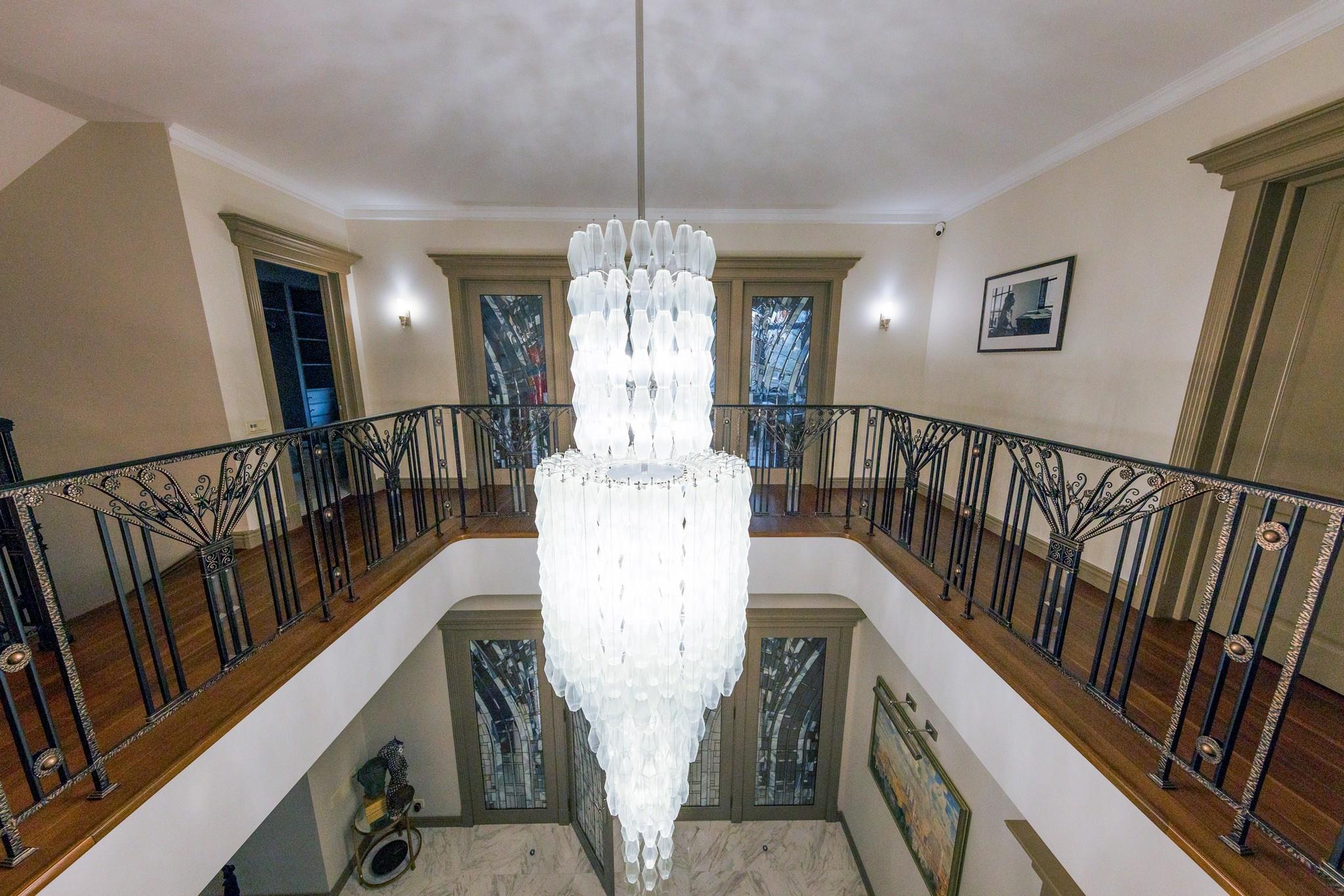 Изумрудный Век: дом площадью 1100 кв.м на участке 30 сот. | ID 33791