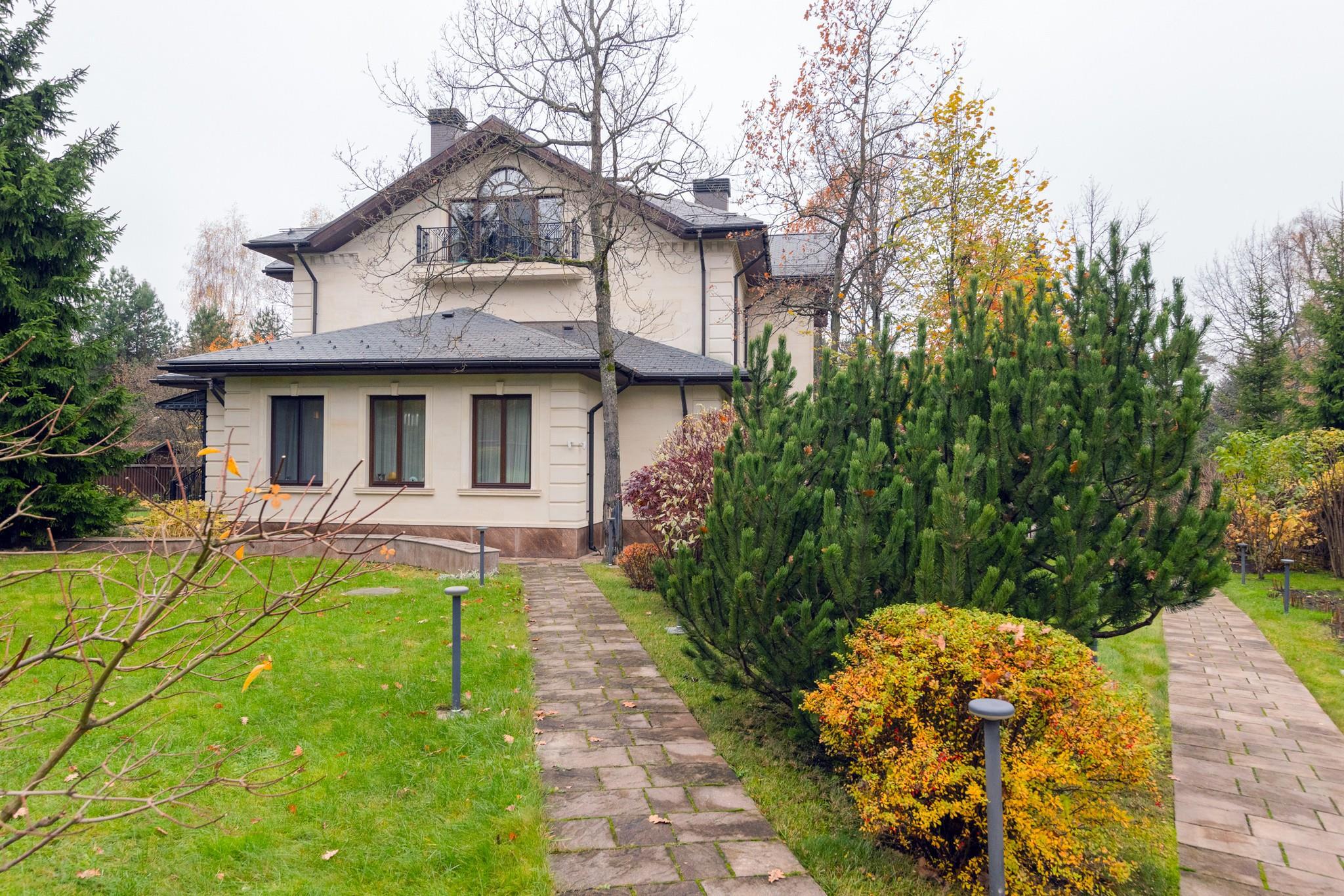 Изумрудный Век: дом площадью 1100 кв.м на участке 30 сот. | ID 33791