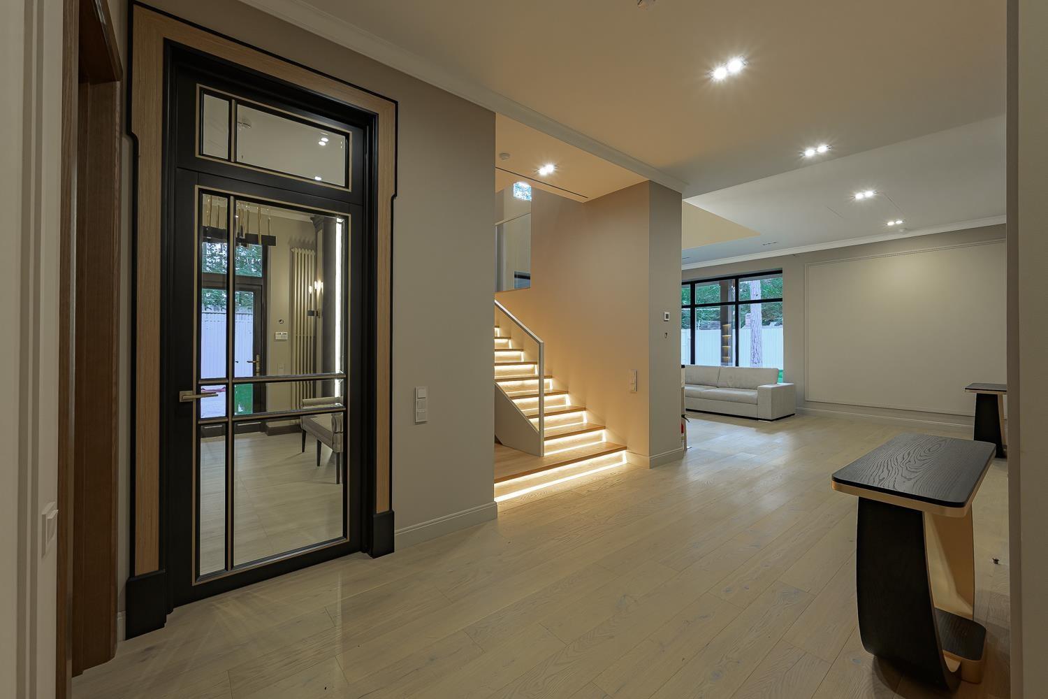 Новь : дом площадью 655 кв.м на участке 16.6 сот. | ID 33795