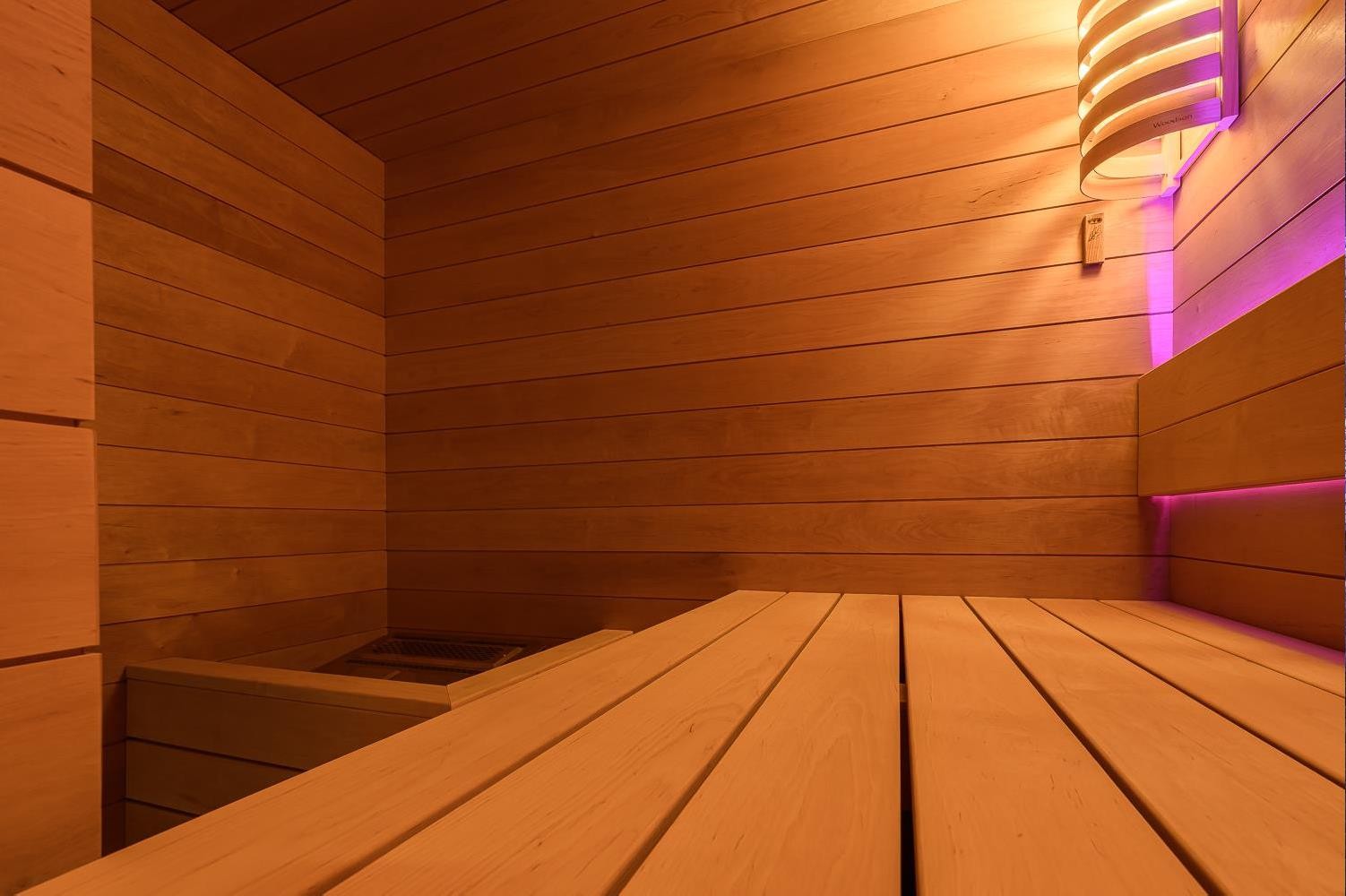 Новь : дом площадью 655 кв.м на участке 16.6 сот. | ID 33795