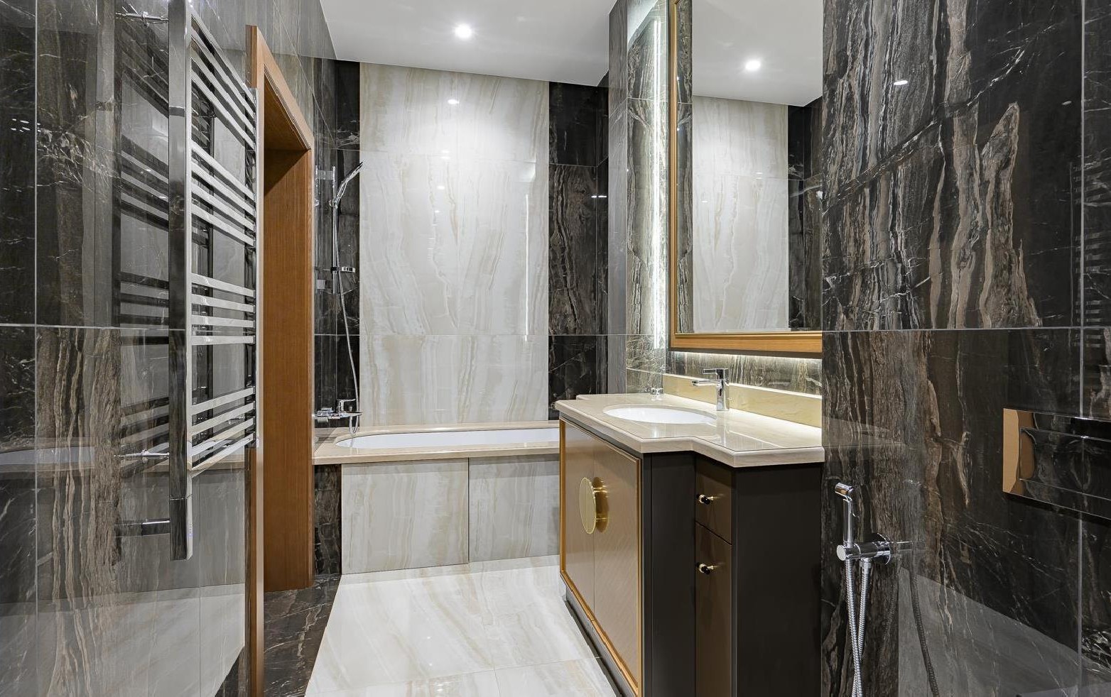 Новь : дом площадью 655 кв.м на участке 16.6 сот. | ID 33795