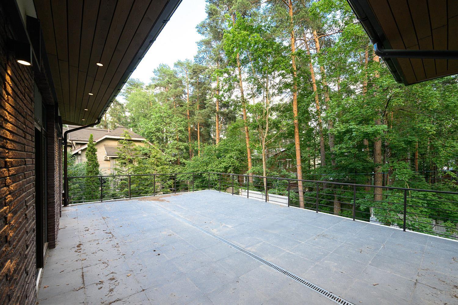 Новь : дом площадью 655 кв.м на участке 16.6 сот. | ID 33795