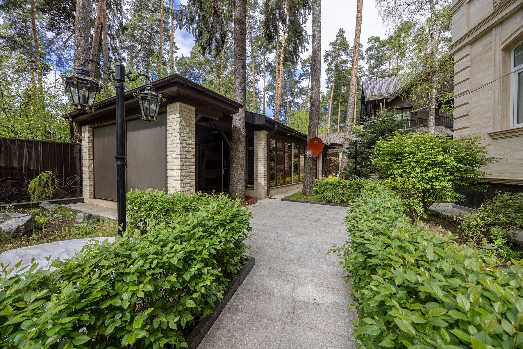 Новь : дом площадью 400 кв.м на участке 12 сот. | ID 33796