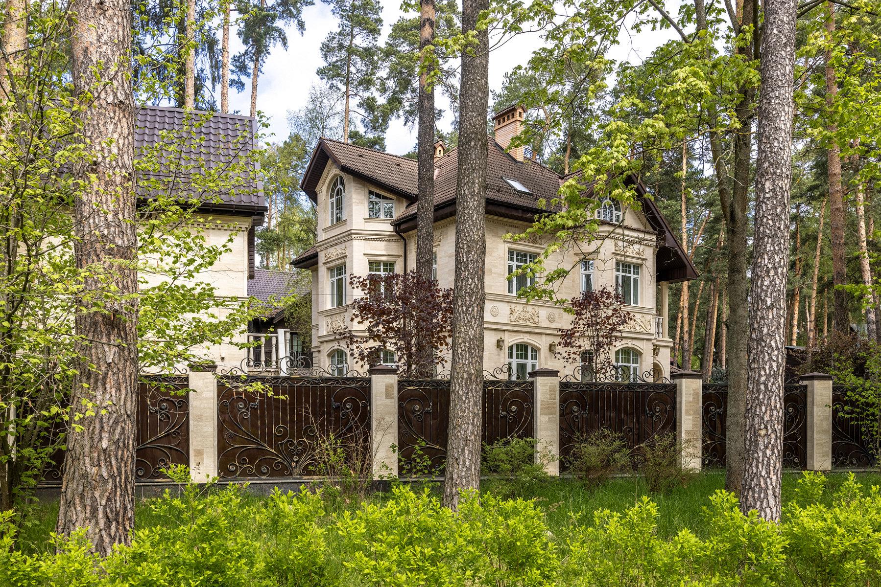 Новь : дом площадью 400 кв.м на участке 12 сот. | ID 33796