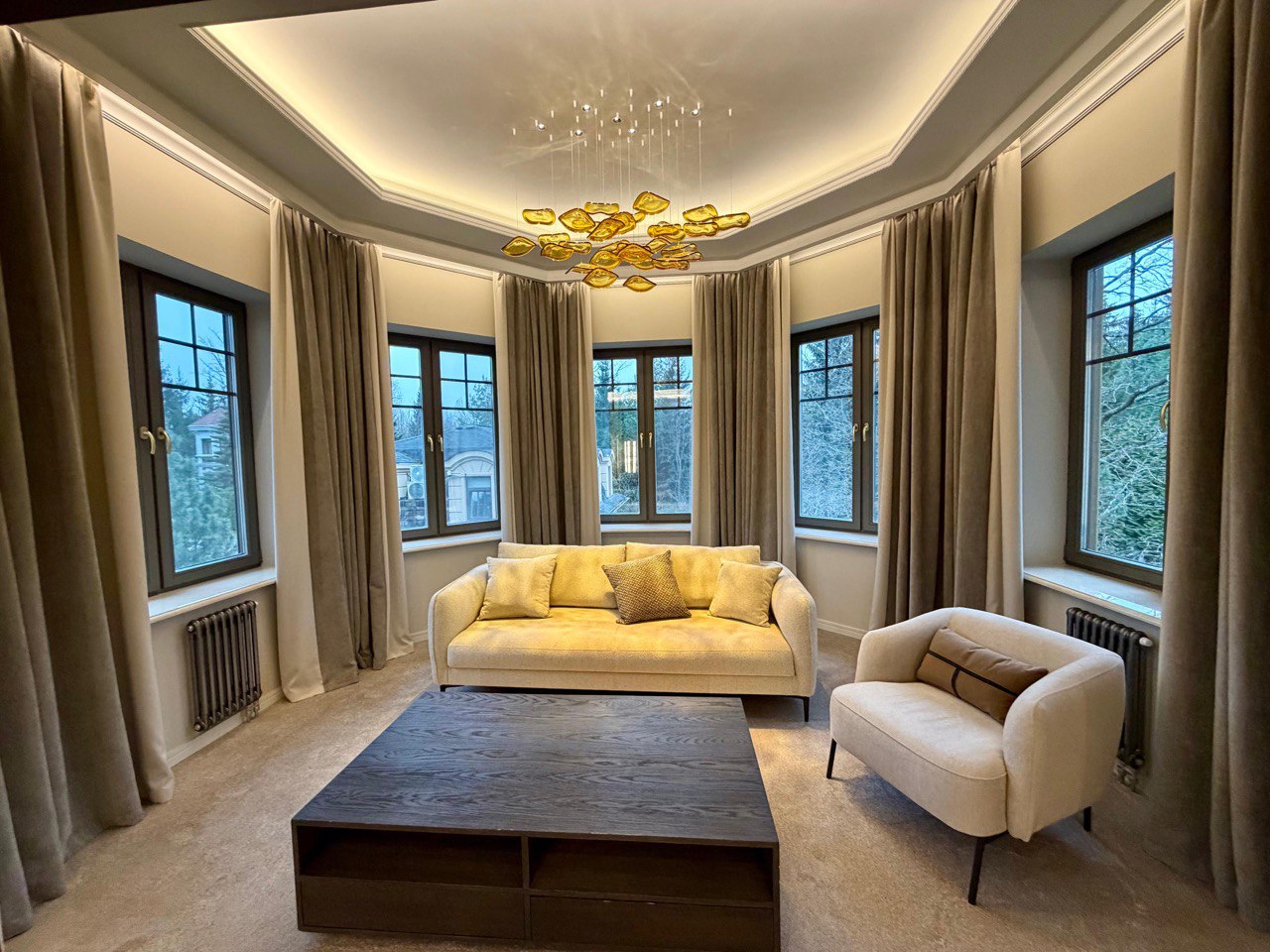 Николино: дом площадью 900 кв.м на участке 35 сот. | ID 33797