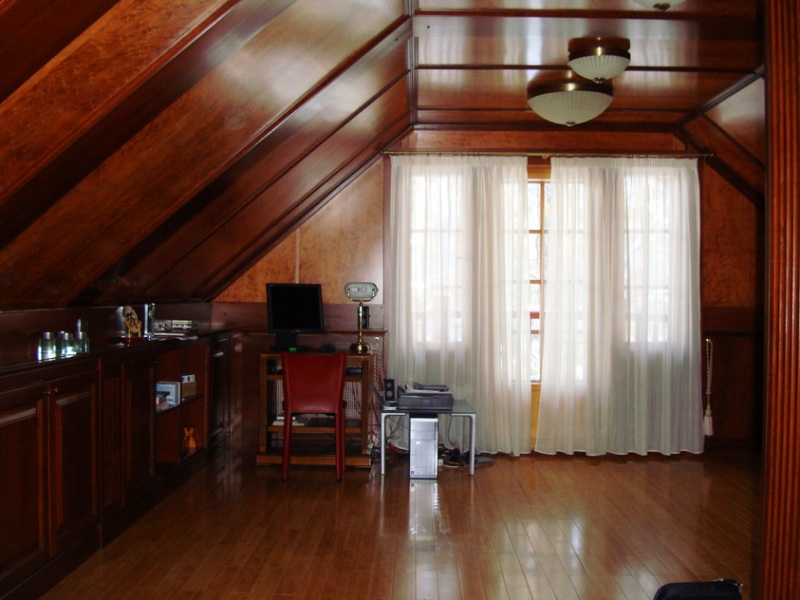 Николина Гора: деревянный дом площадью 1000 кв.м на участке 145 сот. | ID 28687