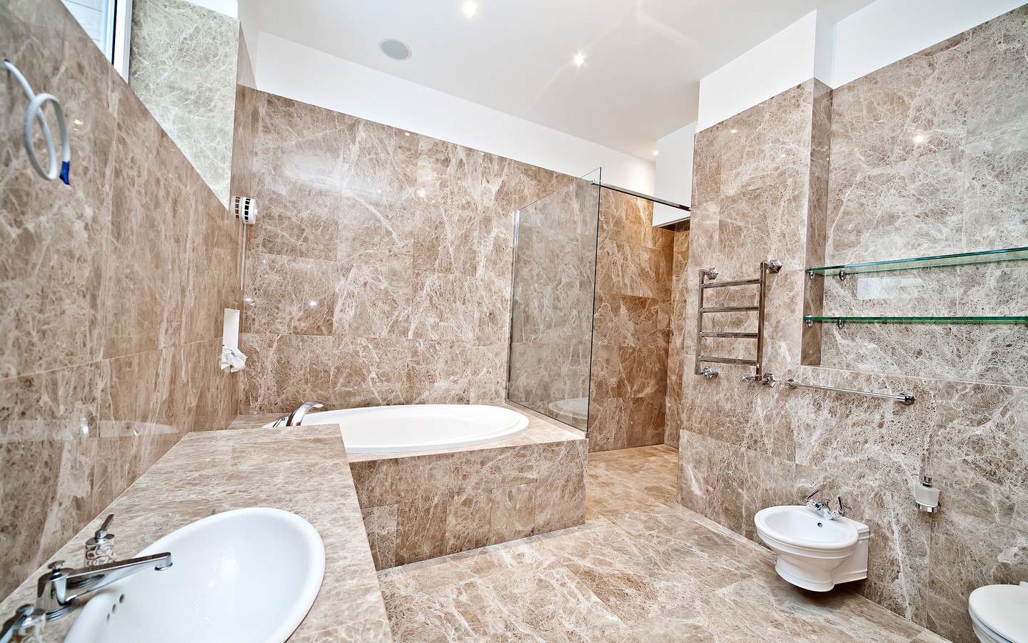 Риита: дом площадью 1200 кв.м на участке 48 сот. | ID 30363