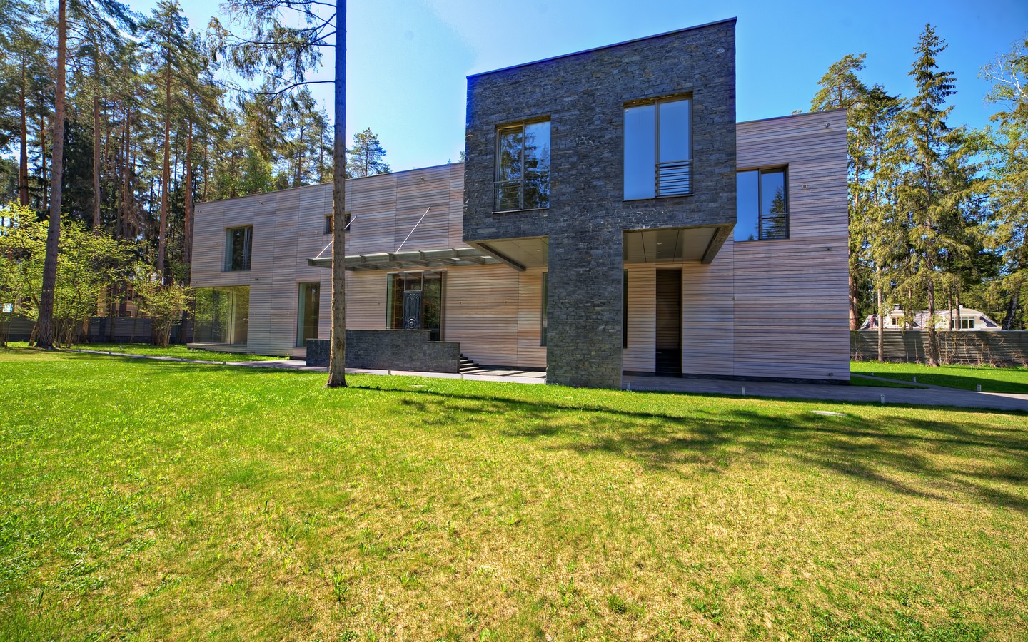 Риита: дом площадью 1200 кв.м на участке 48 сот. | ID 30363