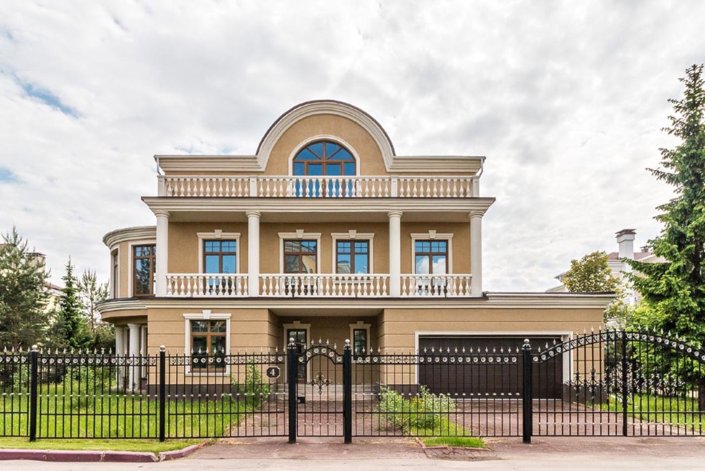 Новахово: дом площадью 600 кв.м на участке 19 сот. | ID 31623